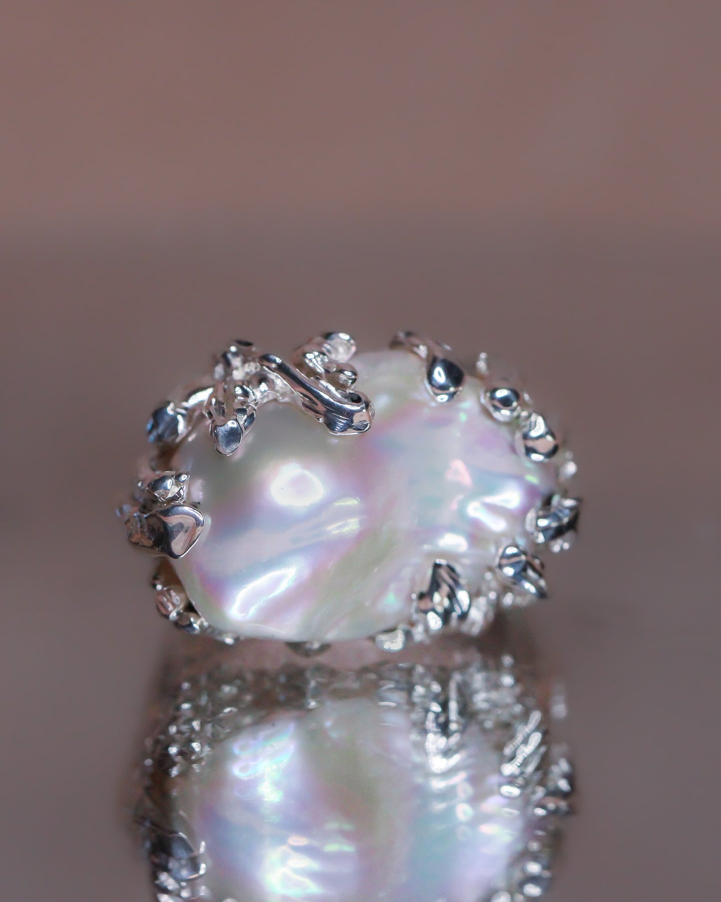 Venus Corallina Ring