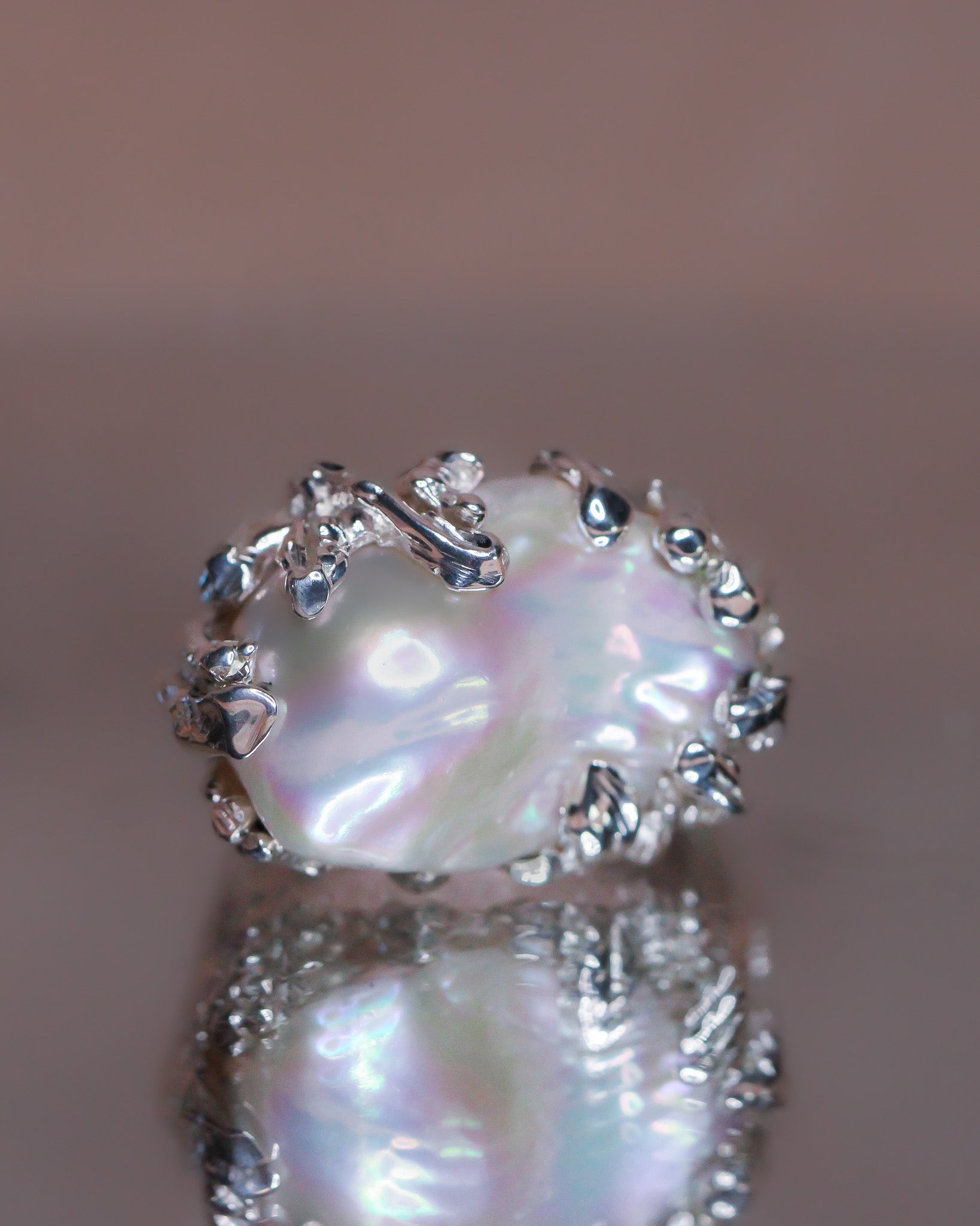 Venus Corallina Ring