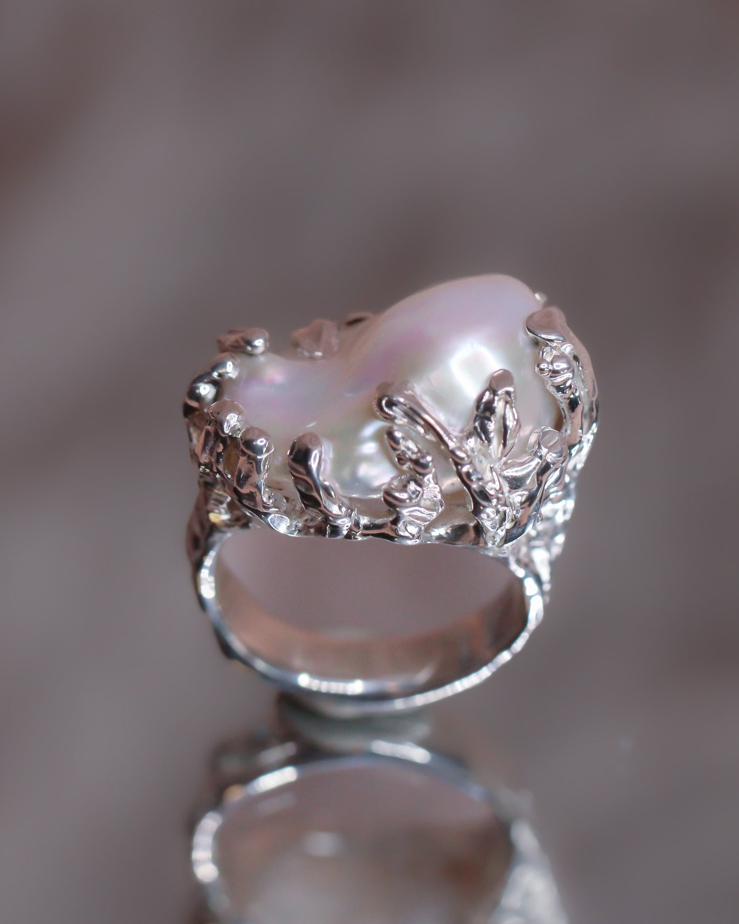 Venus Corallina Ring