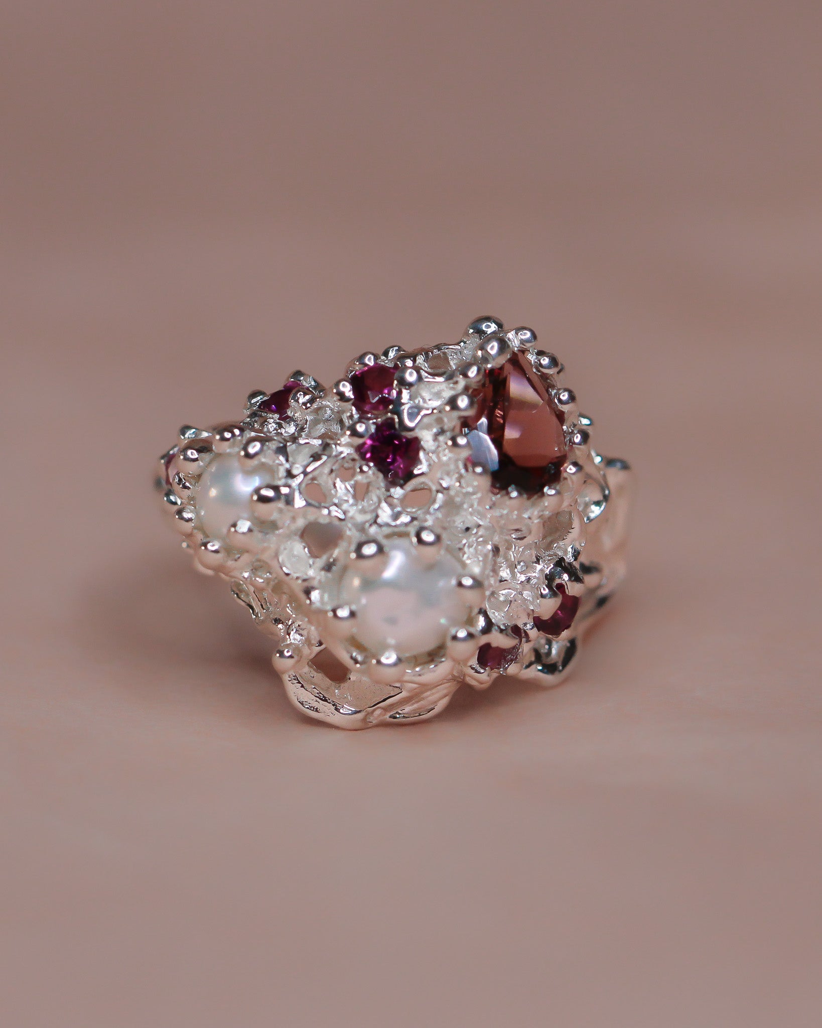 Venus Fragaria Ring