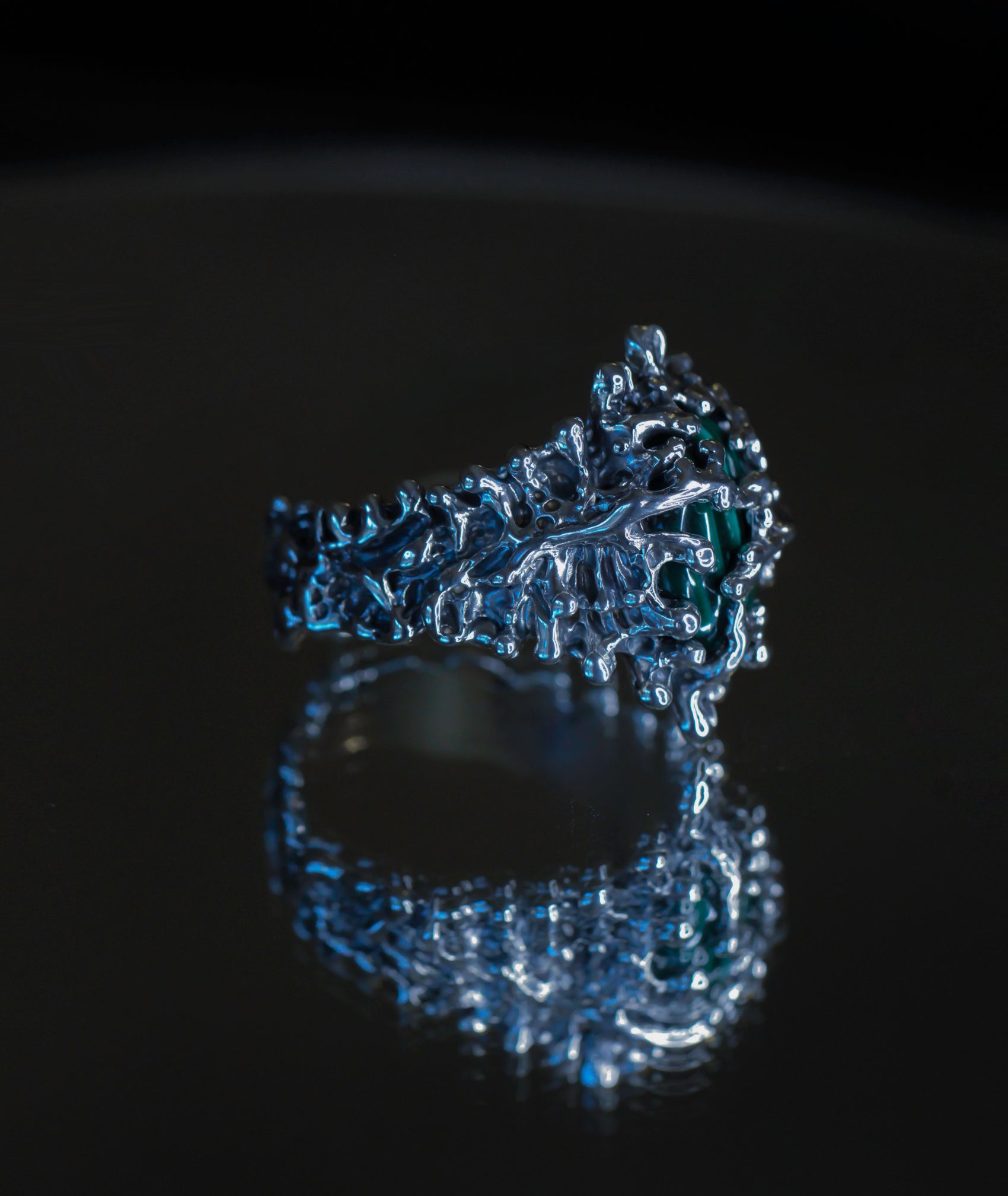 The Verdant-life Venus Malachite Ring Talisman - Venus in Taurus
